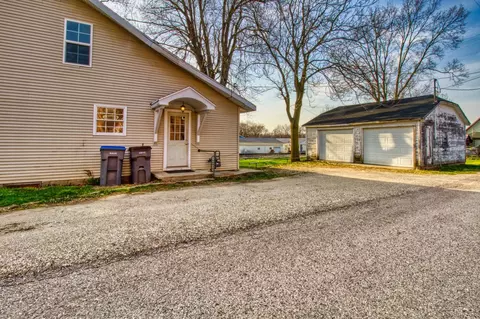 Exterior - 106 W Section St, Claypool, IN 46510 photo 4 of 6