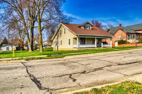 Exterior - 106 W Section St, Claypool, IN 46510 photo 2 of 6