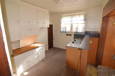 112 E Bowman St, South Bend, IN 46613 photo 7