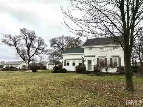 Exterior - 850 E 600 N Rd, Howe, IN 46746 photo 1 of 6