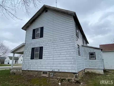 708 Union St, Lagrange, IN 46761 photo 4