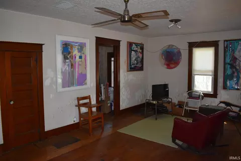 208 W Front St, Delphi, IN 46923 photo 7