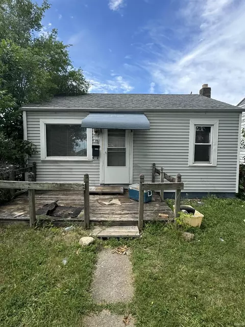 5302 S Calhoun St, Fort Wayne, IN 46807