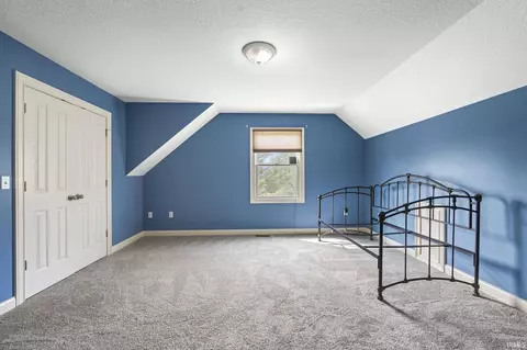 Bedroom - 15034 Indianapolis Rd, Yoder, IN 46798 photo 5 of 6