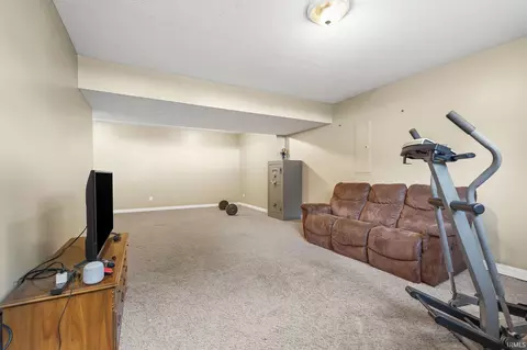 Living - 15034 Indianapolis Rd, Yoder, IN 46798 photo 7 of 7