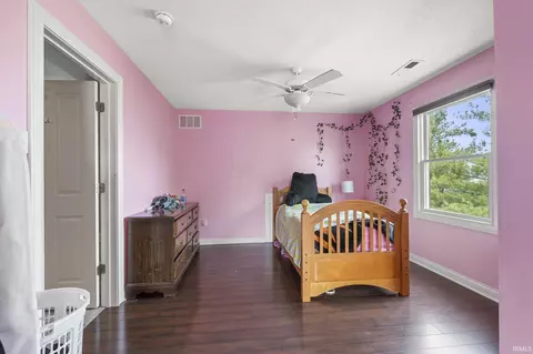 Bedroom - 15034 Indianapolis Rd, Yoder, IN 46798 photo 6 of 6