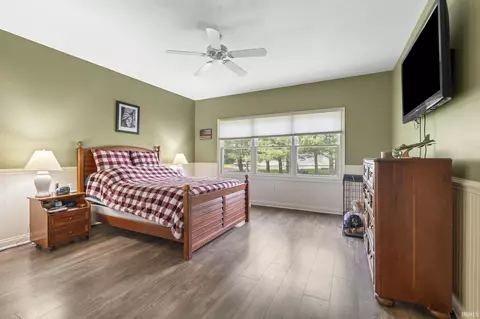 Bedroom - 15034 Indianapolis Rd, Yoder, IN 46798 photo 3 of 6