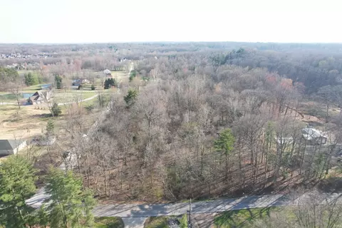 2027 Schlensker Rd, Evansville, IN 47725