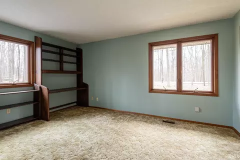 Bedroom - 5475 E James Rd, Bloomington, IN 47408 photo 2 of 5