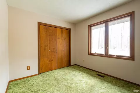 Bedroom - 5475 E James Rd, Bloomington, IN 47408 photo 4 of 5