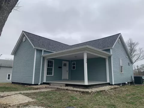 130 S Lincoln St, Oakland City, IN 47660