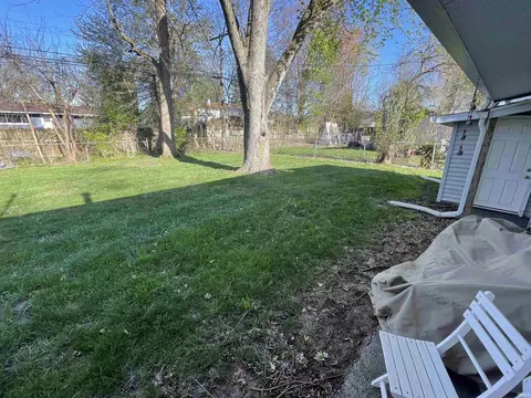 520 S Curry Pike, Bloomington, IN 47404 photo 12