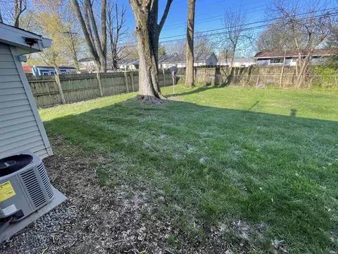 520 S Curry Pike, Bloomington, IN 47404 photo 13