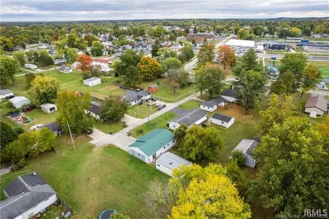 View/Area - 1130 N 9th St, Mitchell, IN 47446 photo 4 of 13