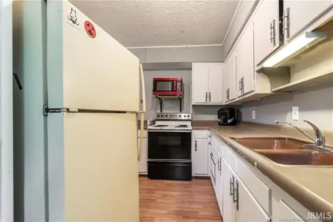 Kitchen - 1130 N 9th St, Mitchell, IN 47446 photo 1 of 2