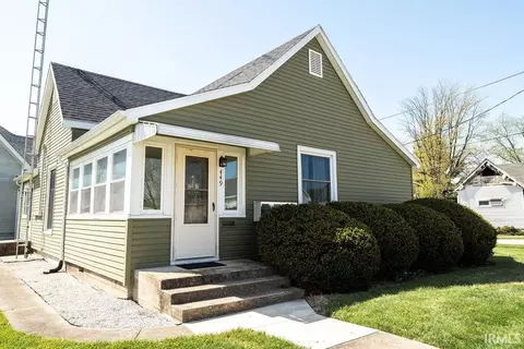 Exterior - 449 N 7th St, Mitchell, IN 47446 photo 1 of 10