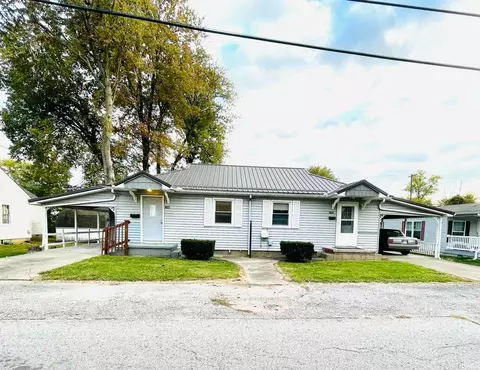 Exterior - 1140 W 1142 W Warren St, Mitchell, IN 47446 photo 1 of 13
