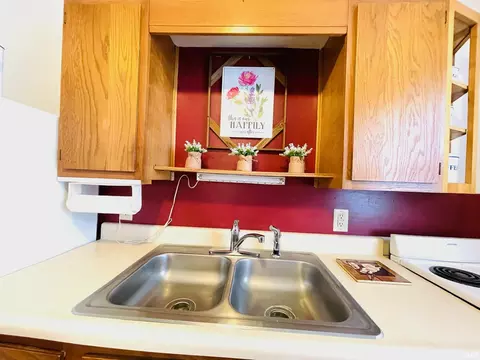 Kitchen - 1140 W 1142 W Warren St, Mitchell, IN 47446 photo 1 of 1
