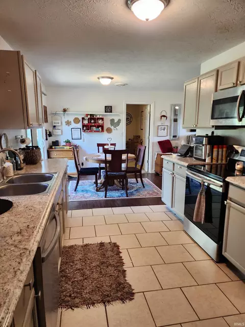 Kitchen - 1923 Moto Cross Rd, Mitchell, IN 47446 photo 2 of 2
