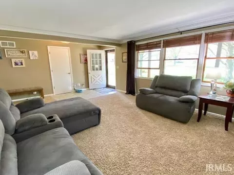 Living - 215 N 035 W, Lagrange, IN 46761 photo 3 of 4