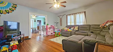 Living - 610 E State St, Princeton, IN 47670 photo 1 of 3