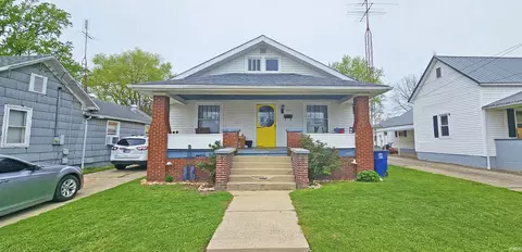 Exterior - 610 E State St, Princeton, IN 47670 photo 1 of 7