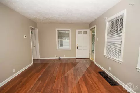 2110 S Ebright St, Muncie, IN 47302 photo 4