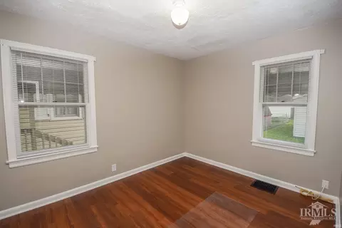 2110 S Ebright St, Muncie, IN 47302 photo 10