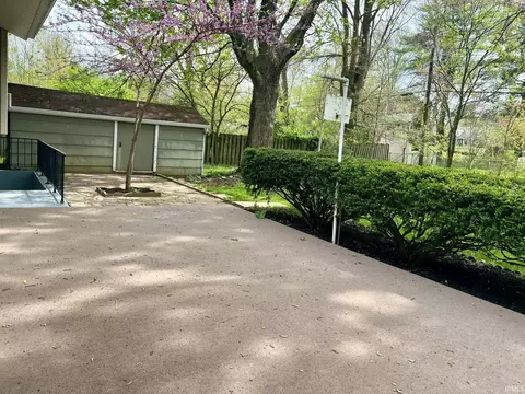 Exterior - 3508 E Park Ln, Bloomington, IN 47408 photo 11 of 13
