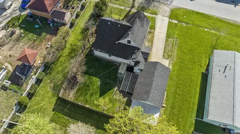 Exterior - 335 S Oak St, Waterloo, IN 46793 photo 4 of 11