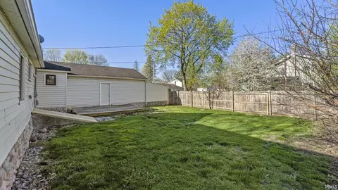 Exterior - 335 S Oak St, Waterloo, IN 46793 photo 11 of 11
