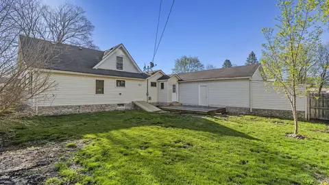 Exterior - 335 S Oak St, Waterloo, IN 46793 photo 10 of 11
