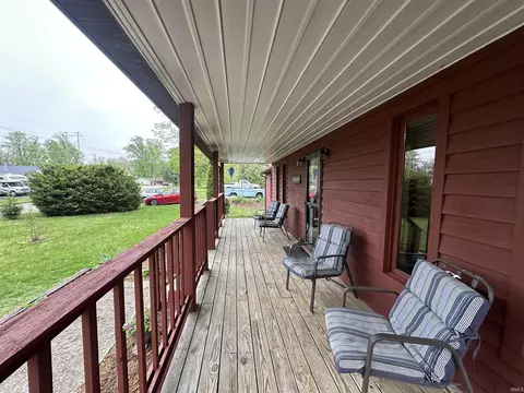 Exterior - 3060 W Shaw Rd, Bloomington, IN 47403 photo 3 of 9