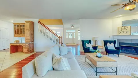Living - 2623 E Clarkway Dr, Bloomington, IN 47401 photo 5 of 8