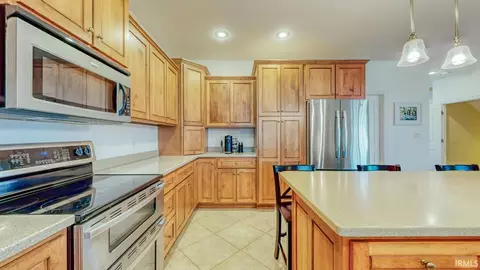 Kitchen - 2623 E Clarkway Dr, Bloomington, IN 47401 photo 4 of 4