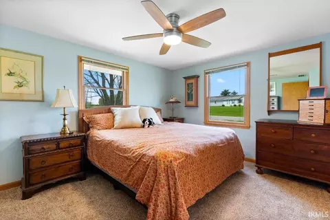 Bedroom - 6002 Terry Lake Rd, Hamilton, IN 46742 photo 3 of 4