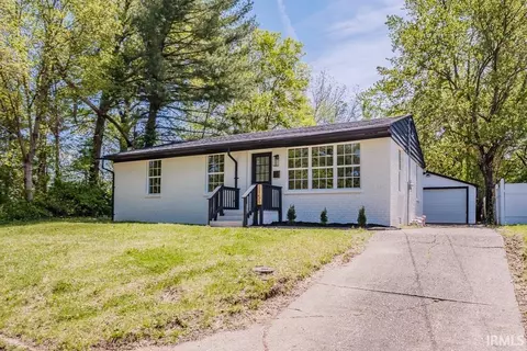 1151 E Olmstead Ave, Evansville, IN 47711