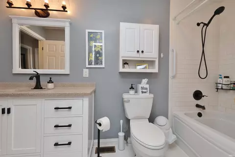 1012 E Wabash St, Converse, IN 46919 photo 14