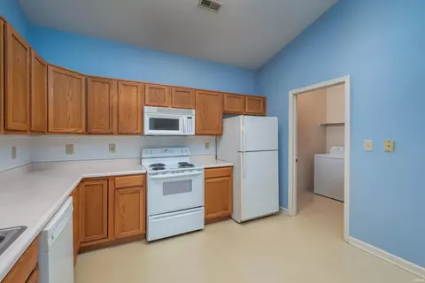 3705 E Barrington Dr #B202, Bloomington, IN 47408 photo 5