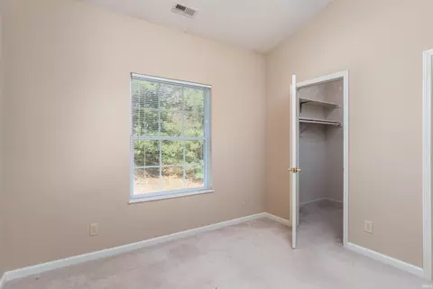 3705 E Barrington Dr #B202, Bloomington, IN 47408 photo 11