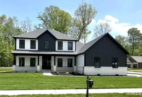 4024 Westmoreland Dr, West Lafayette, IN 47906