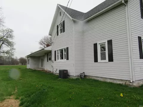 224 S 50 E, Flora, IN 46929 photo 2