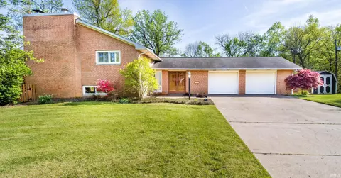 2915 Mockingbird Ln, Evansville, IN 47710