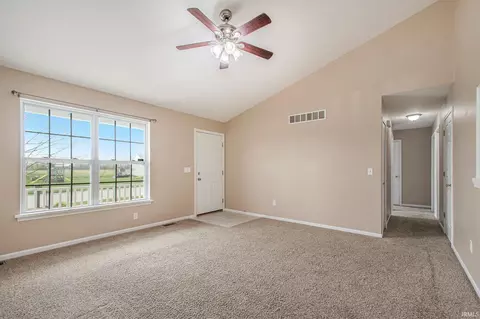 203 Walnut Crossing Dr, Walkerton, IN 46574 photo 4