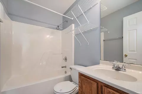 203 Walnut Crossing Dr, Walkerton, IN 46574 photo 11