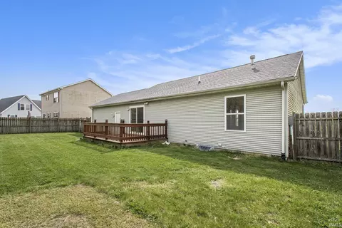 203 Walnut Crossing Dr, Walkerton, IN 46574 photo 15