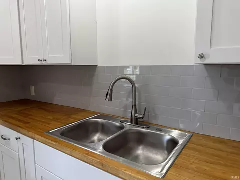 Kitchen - 260 E Morse St, Markle, IN 46770 photo 3 of 6