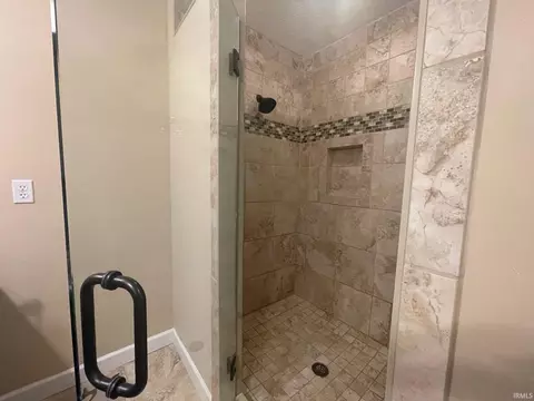 Bath - 2800 E Lilac Ct, Bloomington, IN 47401 photo 5 of 5