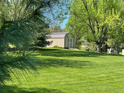Exterior - 2800 E Lilac Ct, Bloomington, IN 47401 photo 6 of 6