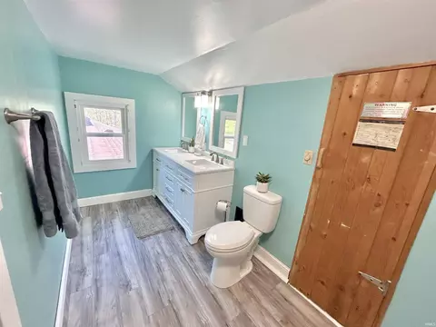 Bath - 211 W North St, Delphi, IN 46923 photo 4 of 6